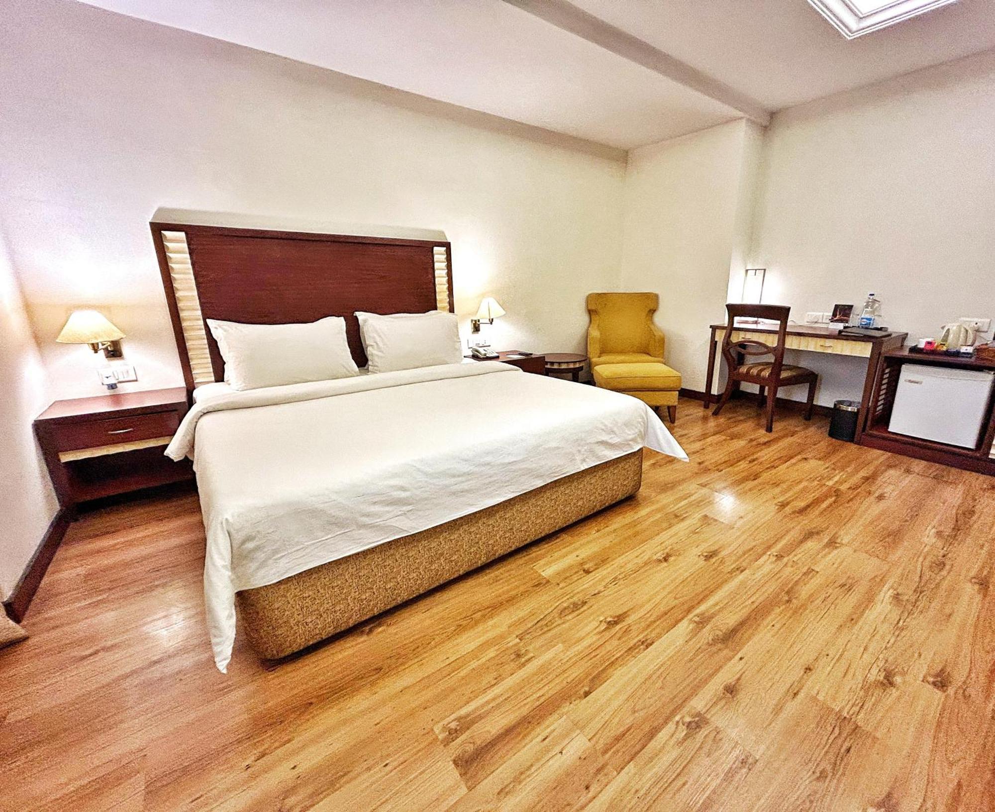 The Residency Karur Hotell Eksteriør bilde