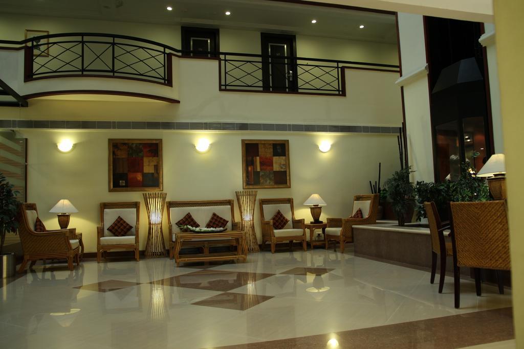 The Residency Karur Hotell Eksteriør bilde