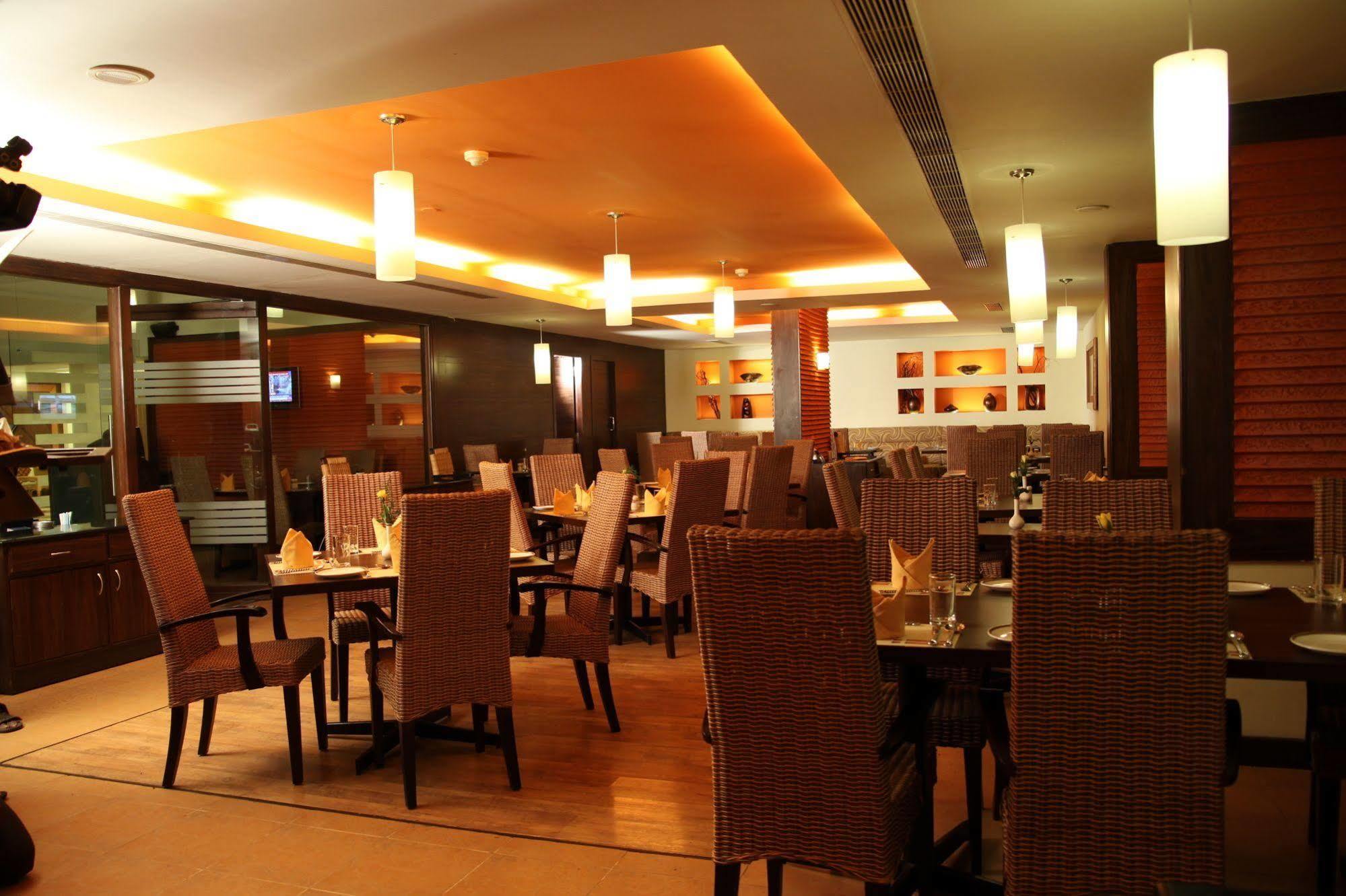 The Residency Karur Hotell Eksteriør bilde